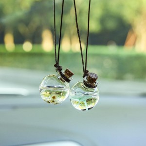 MUB 10ml Hanging car Aroma diffuser perfume bottle car decoration perfume bottle Pendant with wooden cap Manufacturers wholesale